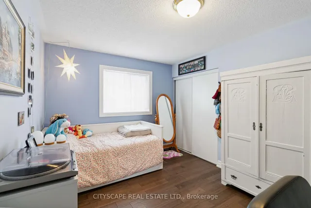 Additional image 30 of 713 Trudeau Dr