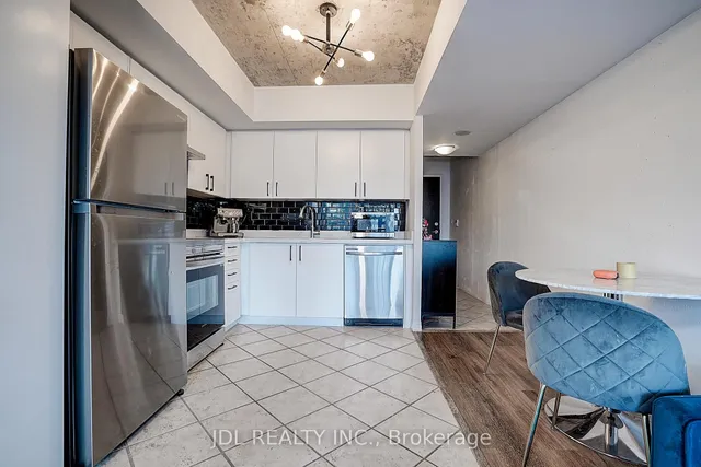 Additional image 17 of 22 Wellesley St Unit 2105