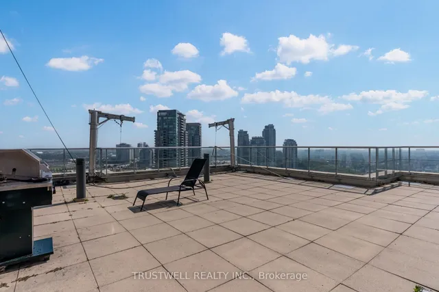 Additional image 32 of 83 Borough Dr Unit 2007