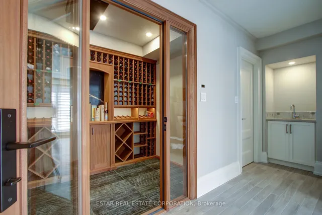 Additional image 39 of 10 Moorehill Dr