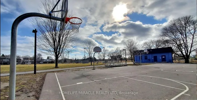 Additional image 30 of 5 Massey Sq Unit 1819