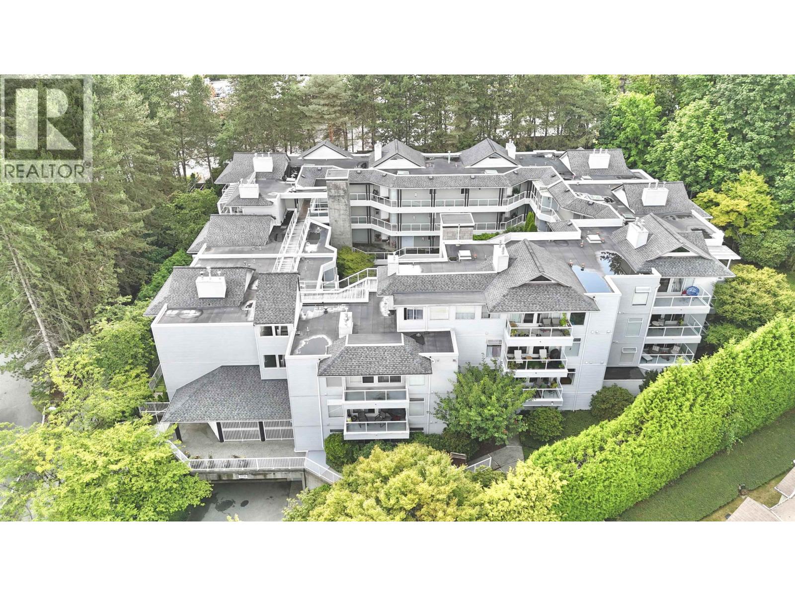 306 2733 ATLIN PLACE|Coquitlam, British Columbia V3C5B1