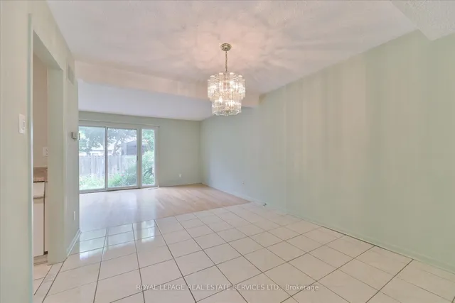 Additional image 5 of 1395 Royal York Rd Unit 33