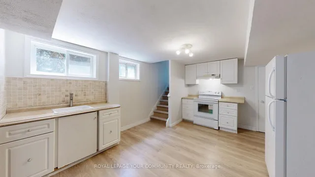 Additional image 37 of 39 Silverview Dr