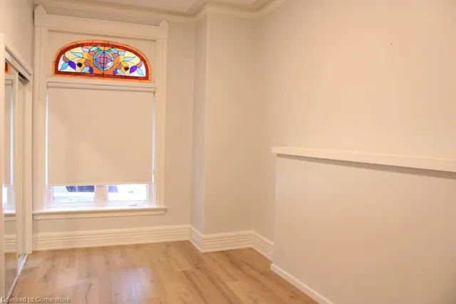 Additional image 4 of 102 Grant Ave