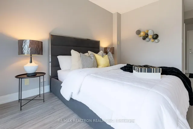 Additional image 15 of 10 Yonge St Unit 3409