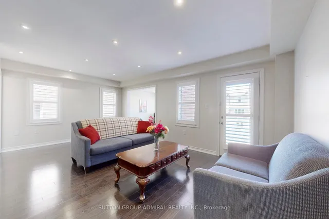 Additional image 11 of 35 Pringdale Gardens Circ