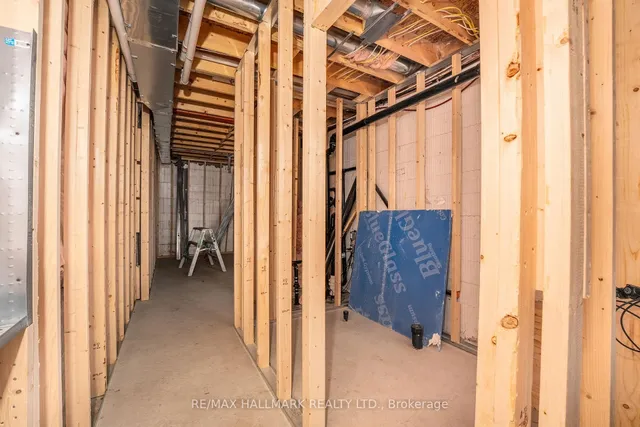 Additional image 27 of 123 Lansdowne Ave