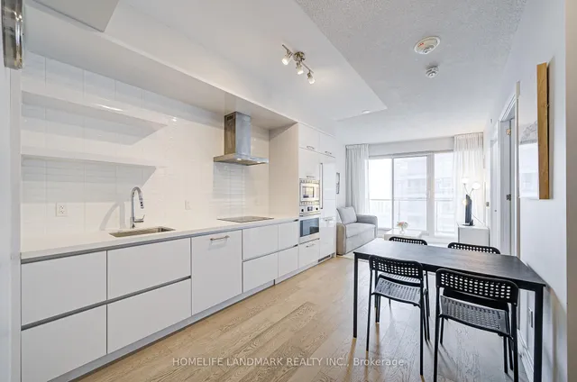 Additional image 10 of 2221 Yonge St Unit 2304