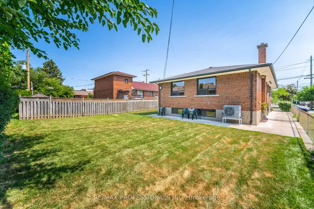 Additional image 48 of 718 Royal York Rd