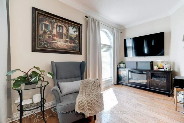 Additional image 31 of 27 Pinewoods Dr