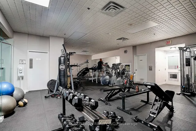 Additional image 37 of 250 Manitoba St Unit PH 802