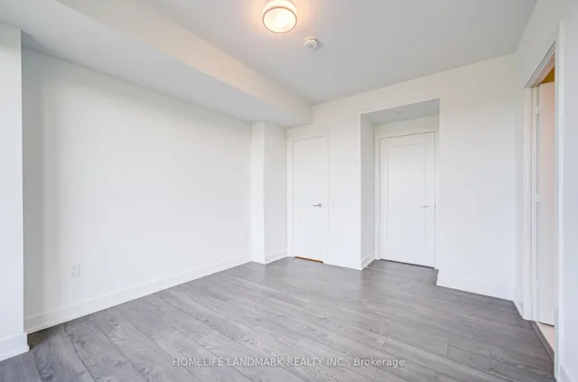 Additional image 14 of 30 Inn On The Park Dr Unit 2109