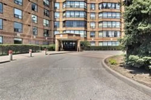Additional image 4 of 6 Humberline Dr Unit 313