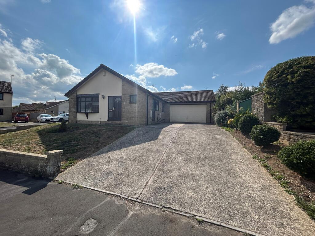 Sutton Grange, Yeovil, BA21