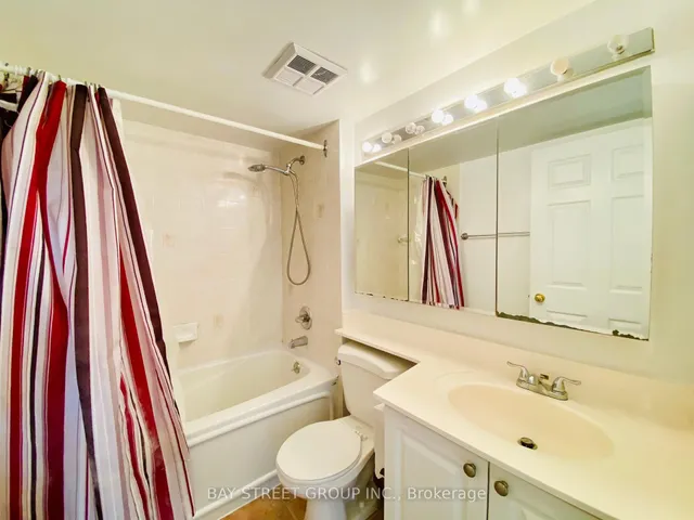 Additional image 14 of 889 Bay St Unit 1503