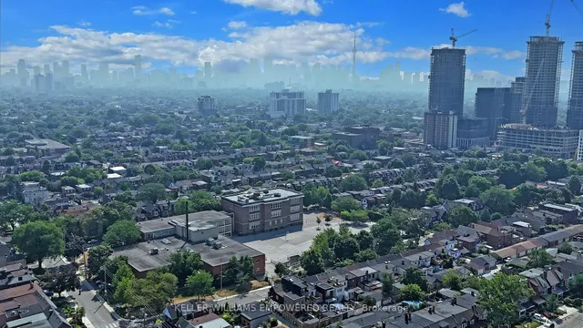 Additional image 42 of 82 Russett Ave