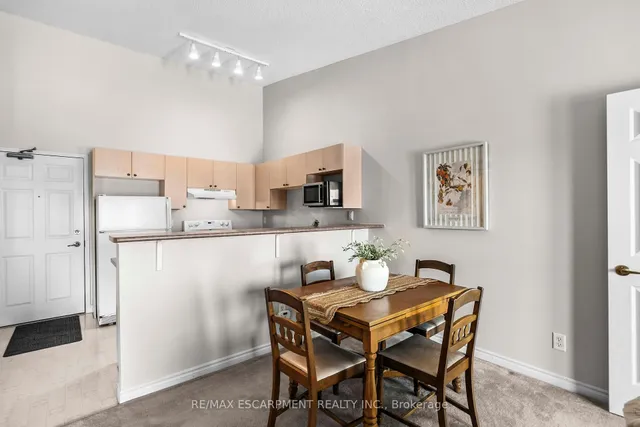 Additional image 8 of 1411 Walker's Line Unit 409