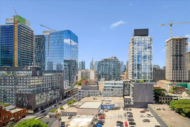 Additional image 42 of 120 Parliament St Unit 607