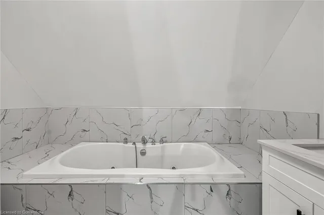 Additional image 35 of 172 Sherman Ave