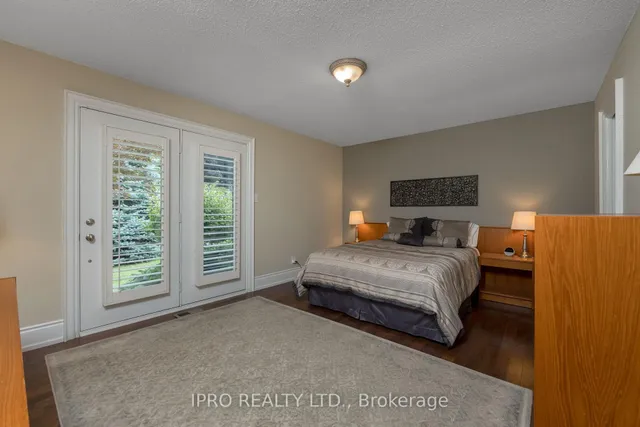 Additional image 25 of 20 Lennox Crt