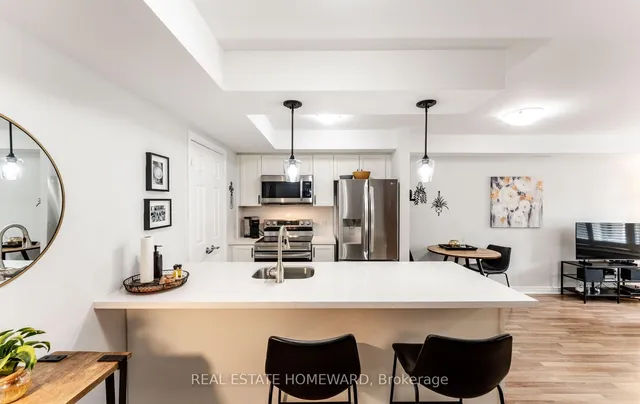 Additional image 10 of 2 Brian Peck Cres Unit 102