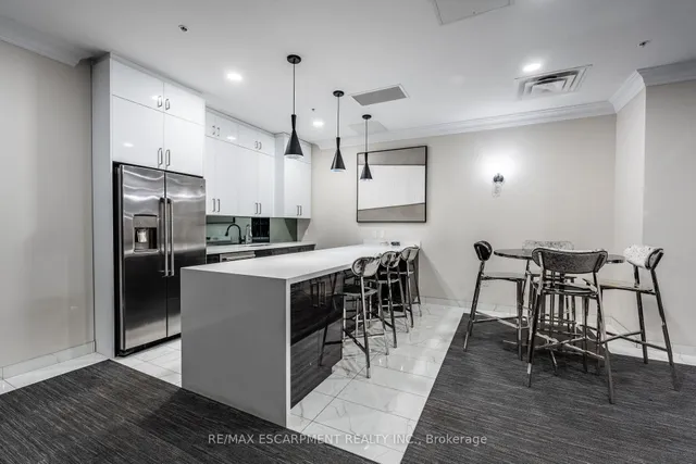 Additional image 32 of 118 King St Unit 921