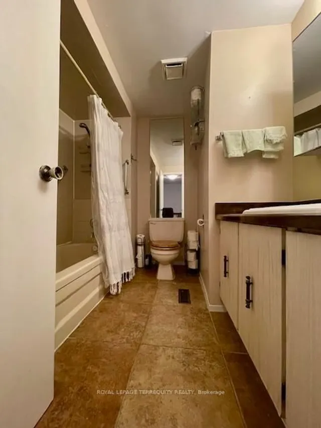 Additional image 32 of 1755 Rathburn Rd Unit 56