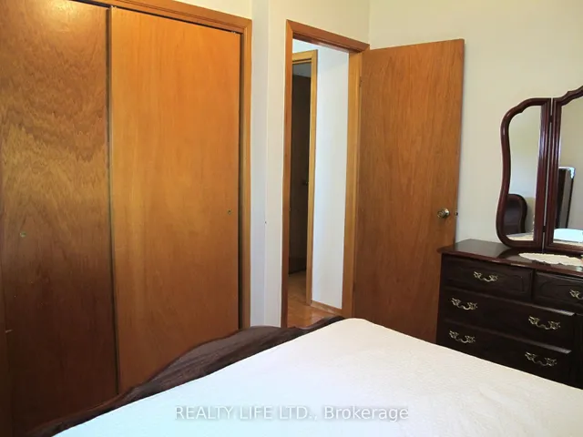 Additional image 20 of 4 Rosalie Ave