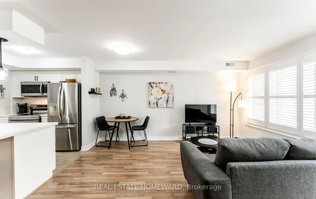 Additional image 11 of 2 Brian Peck Cres Unit 102
