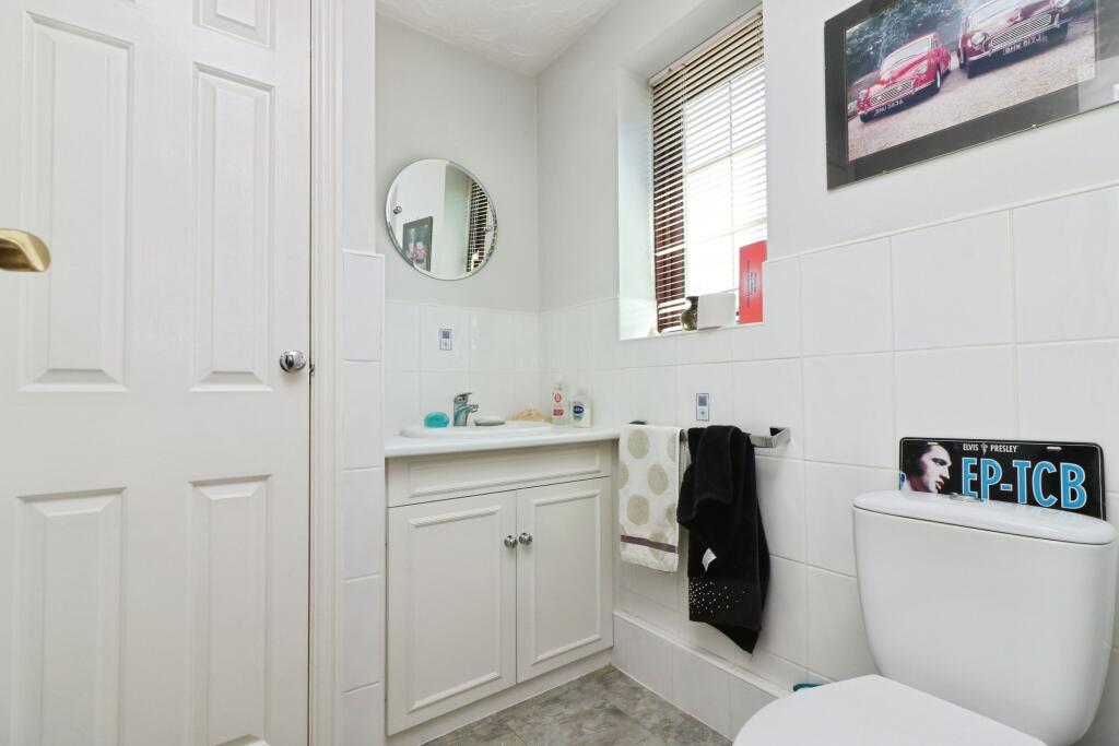 Additional image 11 of Mendlesham, Welwyn Garden City, AL7