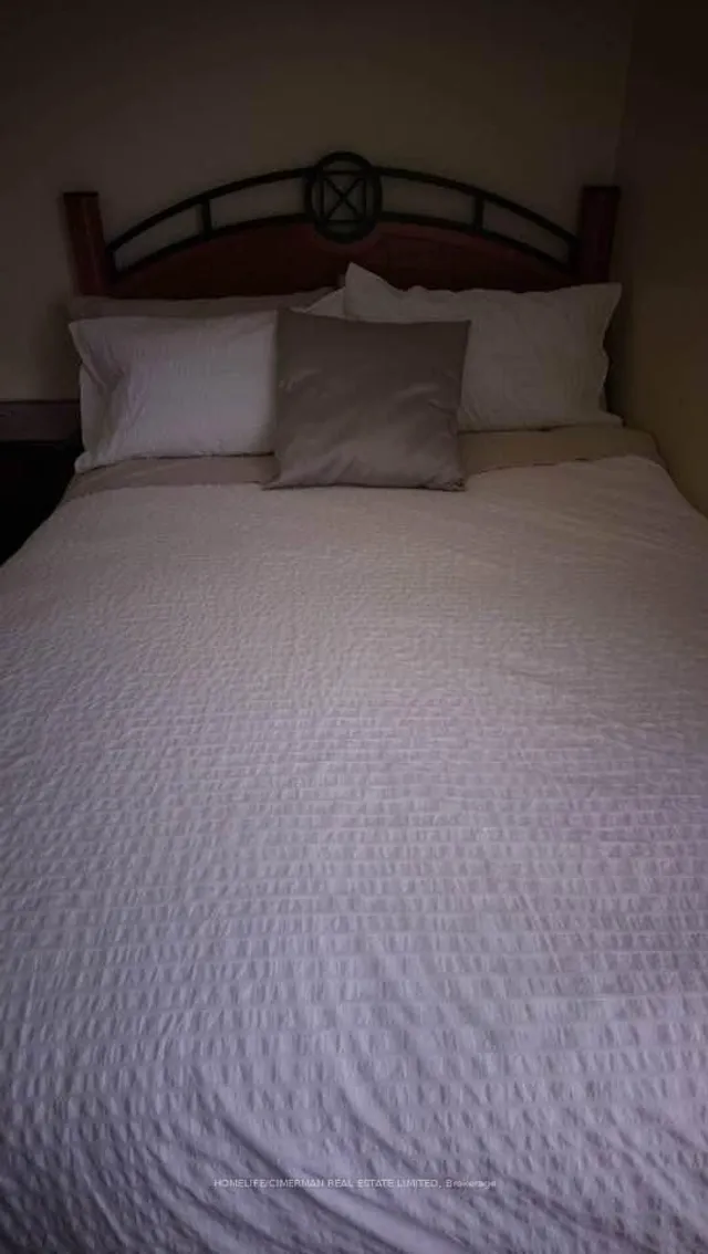 Additional image 23 of 313 Murray Ross Pkwy