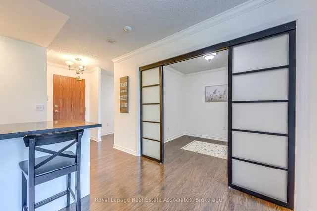 Additional image 12 of 17 Michael Power Pl Unit 406