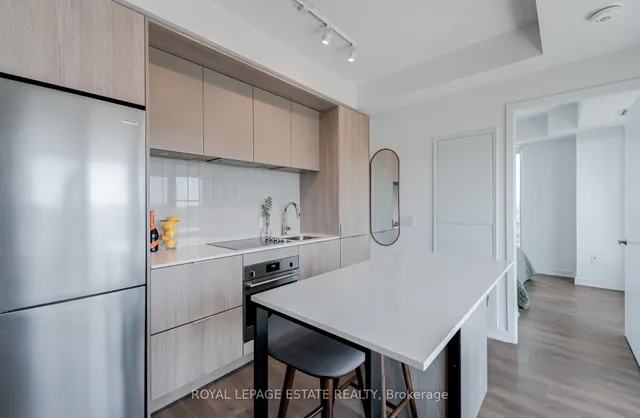 Additional image 7 of 130 River St Unit 2310