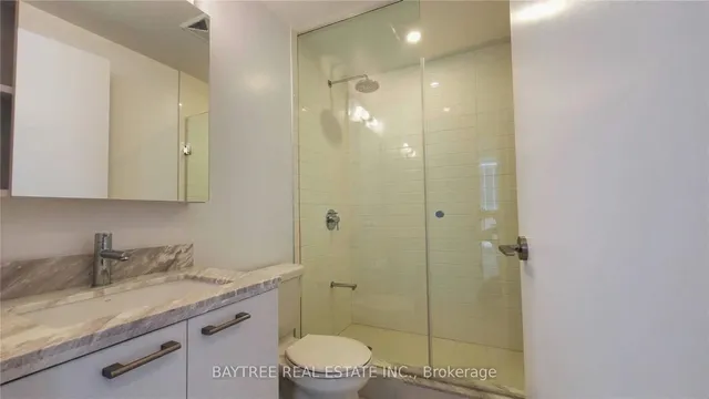 Additional image 8 of 2221 Yonge St Unit 809