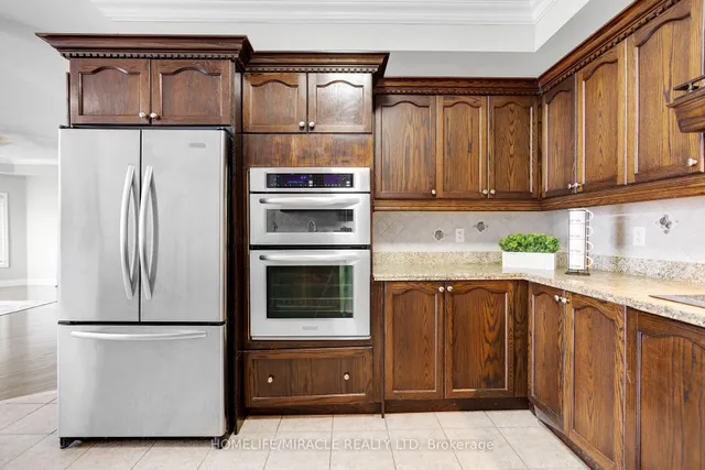 Additional image 15 of 628 Twain Ave