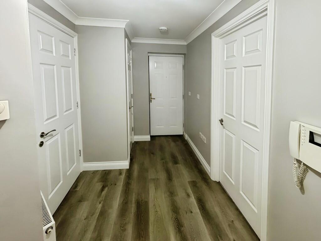 Additional image 9 of Somerset Court