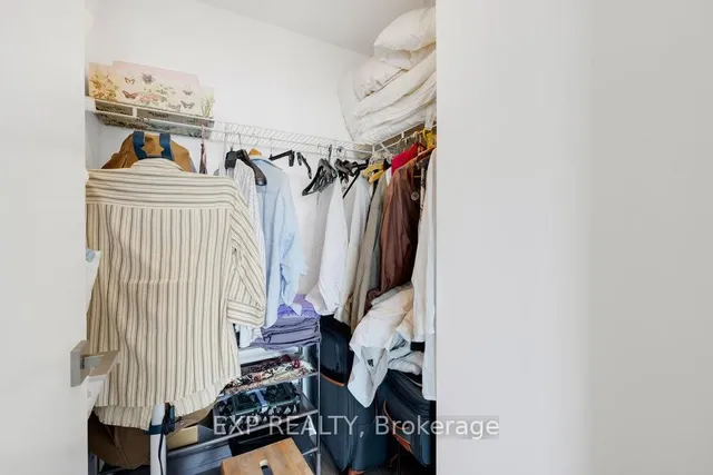 Additional image 27 of 36 Park Lawn Rd Unit 4003