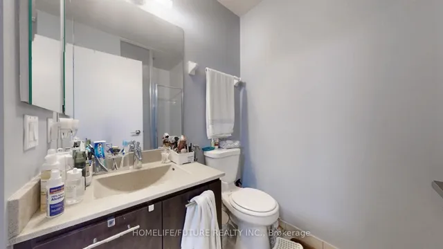 Additional image 25 of 135 Village Green Sq Unit 219