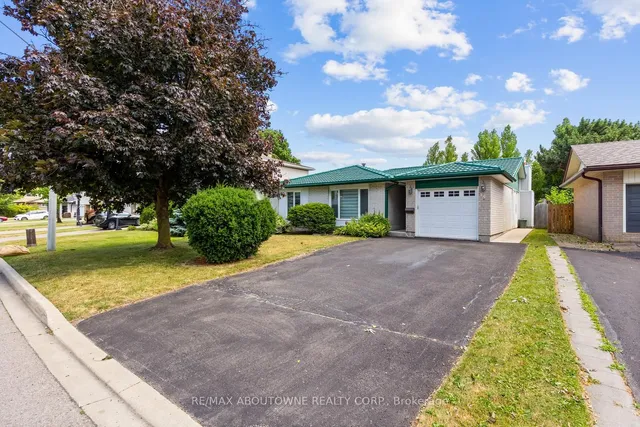 Additional image 2 of 15 Lockton Cres