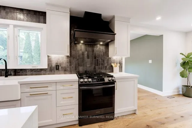 Additional image 16 of 258 Gardenview Dr