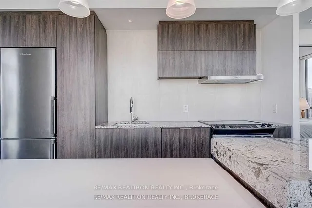 Additional image 9 of 101 Charles St Unit 1710