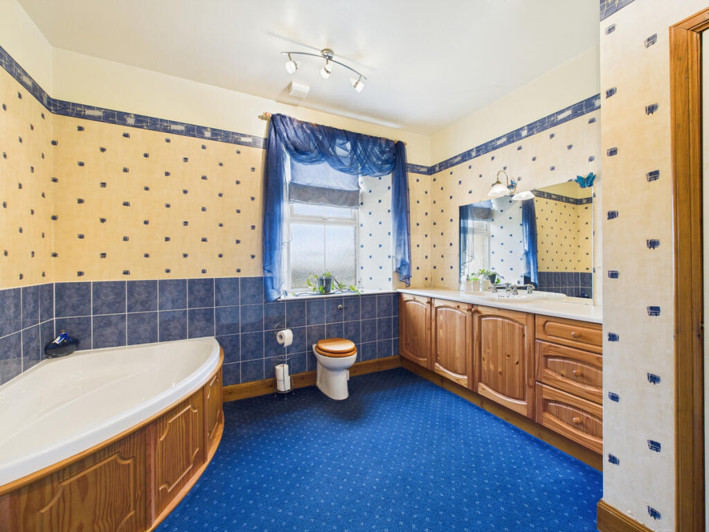 Additional image 17 of Cottage, Maud, AB42