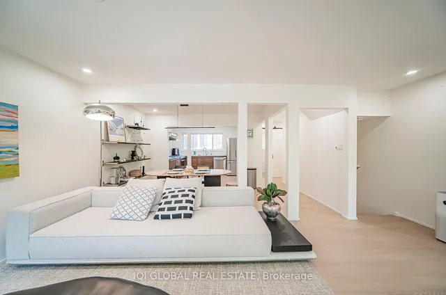 Additional image 13 of 1270 Gainsborough Dr Unit 72