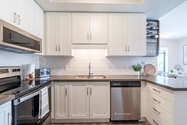 Additional image 10 of 30 Hamilton St Unit 305