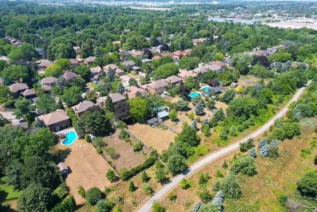 Additional image 42 of 369 Claremont Cres