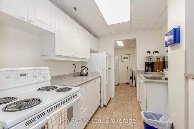 Additional image 31 of 137 Martin St Unit 203