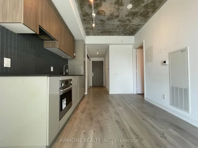 Additional image 7 of 161 Roehampton Ave Unit 1109