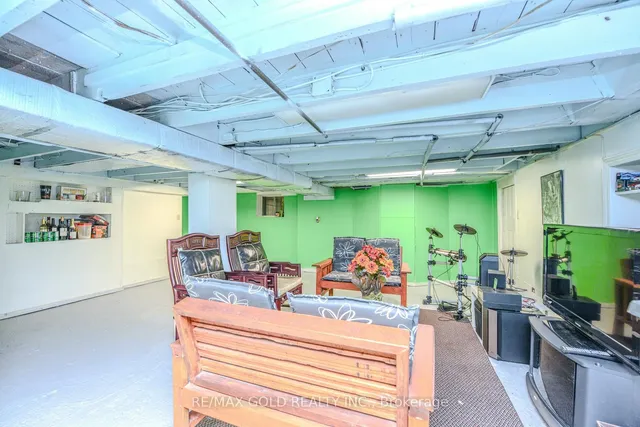 Additional image 29 of 14 Burlington St