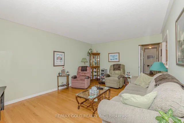 Additional image 17 of 31 Fallingdale Cres